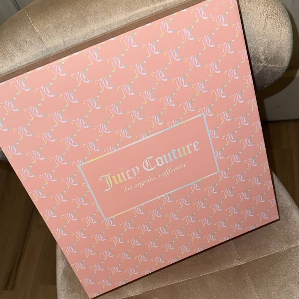 Juicy Couture Pink Plush Tote with Ruffled Handles - Picture 7 of 7
